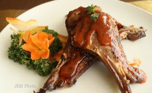 KULINER SOLORAYA : Lamb Chop Ala Chef Hotel Brothers