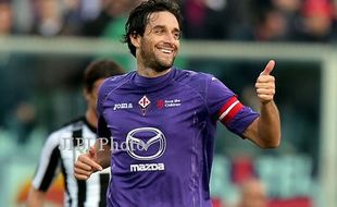 SERI A ITALIA 2013/2014 : Bawa Verona Menang, Luca Toni Layak Masuk Timnas