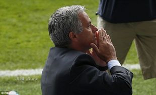 Mourinho Minta Fans Chelsea Fokus Mendukung Tim