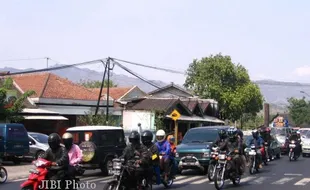 MUDIK LEBARAN 2013 : Hari Ini, Dishubinfokom Sukoharjo Mulai Efektif Pantau Pospam