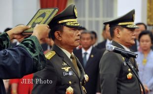 PELANTIKAN PANGLIMA TNI DAN KSAD