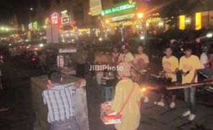 Datangi DPRD Jogja, Grup Angklung Curhat Tak Diizinkan Pentas di Malioboro