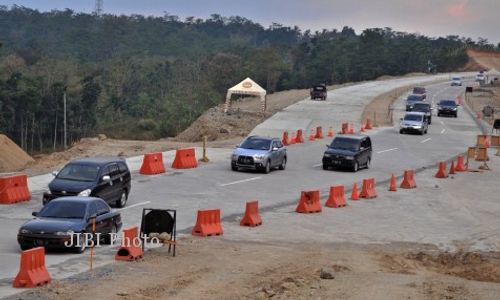 TOL UNGARAN-BAWEN : Bulan Ini, Jalan Tol Ungaran-Bawen Beroperasi 