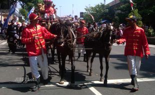 KARNAVAL BUDAYA PESTA RAKYAT