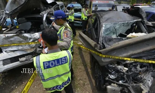 LAKA MAUT TOL JAGORAWI : Satu Lagi Korban Meninggal, Korban AQJ Jadi 7 Orang  