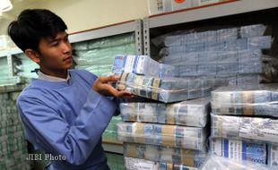 Rupiah Menguat 219 Poin