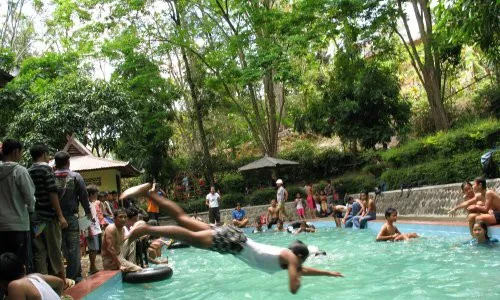 Batu Seribu dan Makam Kiai Balakan Sukoharjo Buka Lagi Pekan Depan