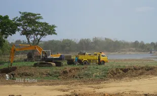 MENGERUK SEDIMENTASI WADUK TANDON