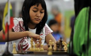 KEJUARAAN CATUR : Medina Raih Norma GM di Kejuaraan Dunia Junior 2013