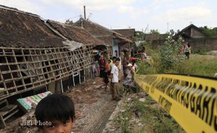 TEMBOK RUNTUH SOLO : Konstruksi Tembok Labil Jadi Dugaan Penyebab