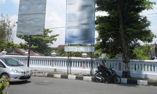 Reklame untuk Kampanye, Bantul Kehilangan Pendapatan Ratusan Juta