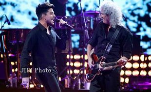 FESTIVAL MUSIK I HEART RADIO : BRIAN MAY MUNCUL DI I HEART RADIO