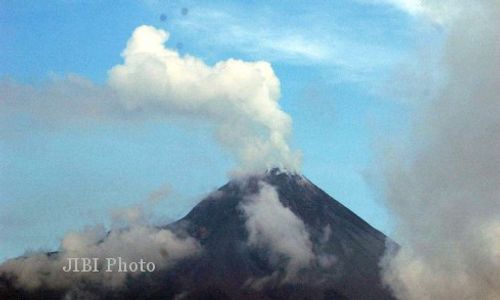 PENDAKIAN GUNUNG MERAPI : Jalur Pendakian dari Sapuangin Kemalang Klaten Dipetakan