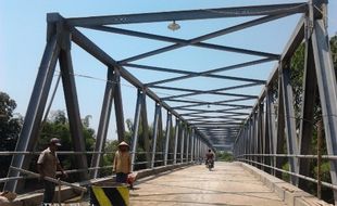  JEMBATAN SIDODADI SRAGEN : Pembangunan Jembatan Ditarget Selesai September