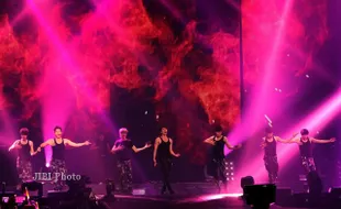 KONSER INFINITE DI JAKARTA