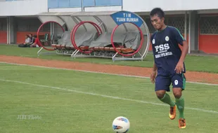 PSS SLEMAN : Lini Belakang Bikin Risau