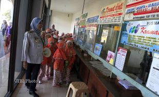 BELAJAR DI LUAR RUANG KELAS