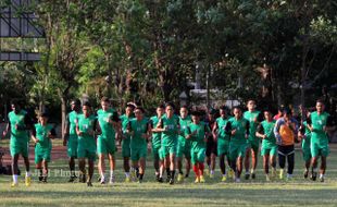 PERSEBAYA LATIHAN