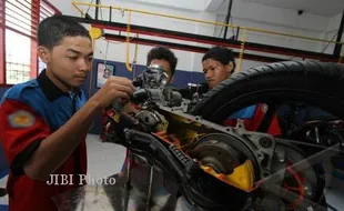 SMK Ma'arif Wates Raih Sertifikasi Nasional