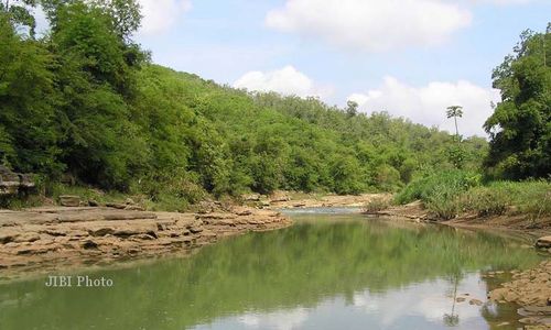 ABRASI SUNGAI : Inilah Penyebab Titik Amblas Sungai Oya