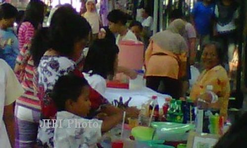 Meriahkan HUT Kota Jogja, Suryatmajan Gelar Bazar dan Festival Seni