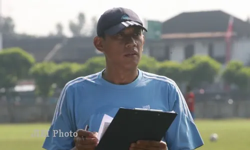 PELATIH PERSIS MUNDUR : Manajemen  Sayangkan Sikap Sepihak Wiwid