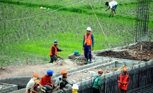 Sawah Tiga Kecamatan di Bantul Susut Tercepat