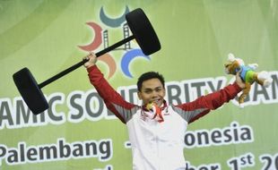 ISLAMIC SOLIDARITY GAMES : 3 Emas dari Angkat Besi Bawa Indonesia ke Posisi Puncak