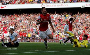 LIGA PREMIER 2013/2014 : Arsenal Menangi Derby London Utara 