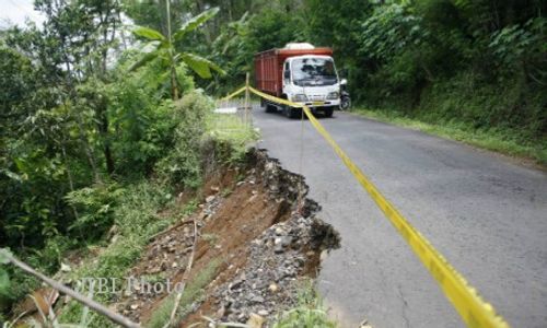 KECELAKAAN MAUT GIRIMULYO : Banyak Ruas Jalan di Girimulyo Berbahaya