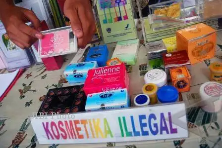 DPR Minta Pengawasan Kosmetik Impor Ilegal Diperketat, Termasuk di Pasar Online