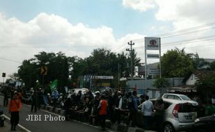 VONIS KASUS CEBONGAN : Jalan Ring Road Timur Ditutup, Lalulintas Dialihkan