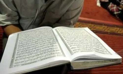 Hasil Penelitian, Baca Al Quran Turunkan Nyeri Pascamelahirkan