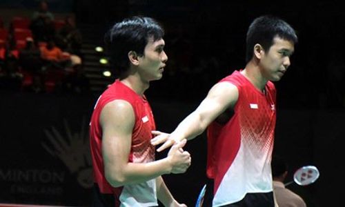 JAPAN OPEN SUPERSERIES 2013 : Ahsan/Hendra Gondol Trofi Juara 