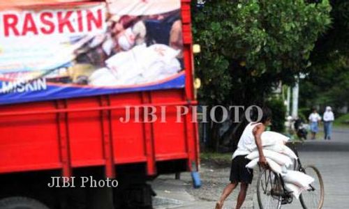 UNJUK RASA : Warga Yang Tolak Raskin, Label Miskin Akan Dicabut