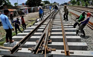 REL GANDA SEMARANG : Terganggu Jalur Ganda Kereta Api, Warga Pasrahkan Nasib ke Peradi