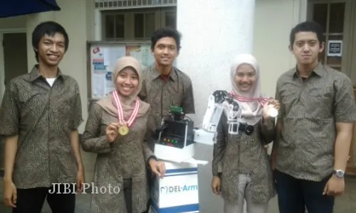 Mahasiswa UGM Rancang Robot Asisten Dokter Gigi