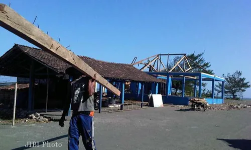 ABRASI PANTAI SAMAS : Besok, Warga Samas Geruduk Bupati