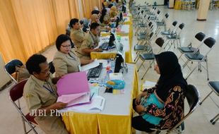 LOWONGAN CPNS 2013 : Rekrutmen Guru SMK Teknik Komputer Jaringan dan Rekayasa Perangkat Lunak di Solo Sepi Peminat