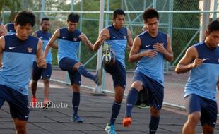 LATIHAN TIMNAS SENIOR