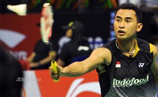 INDONESIA OPEN GP GOLD : Tommy Menang Mudah atas Sean Lee