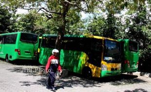 PENATAAN TRANSPORTASI JOGJA : Dua Bus Kota Diganti Satu Bus Trans Jogja