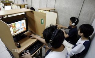 UN SMA 2014 : 3 Hari Masa Ujian, Satpol PP Solo Razia Warnet dan Game Online!