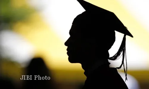 Wisuda Masih Daring, UNS Luluskan 1.272 Orang