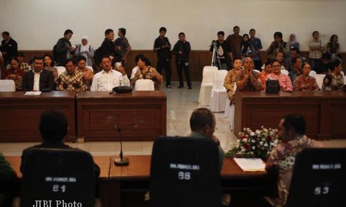 KONFLIK KERATON SOLO : Tak Ada Bilik Khusus Mediasi, Kubu Dewan Adat Kecewa