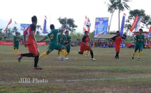 SEPAK BOLA PORPROV : Gilas Magelang 0-5, Tim Solo Melaju ke Semifinal