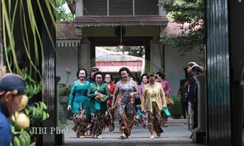 ROYAL WEDDING NGAYOGYAKARTA : Berharap Mempelai Mendapat Berkah