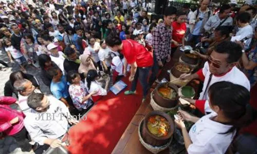 FESTIVAL TENGKLENG BANJIR PEMINAT