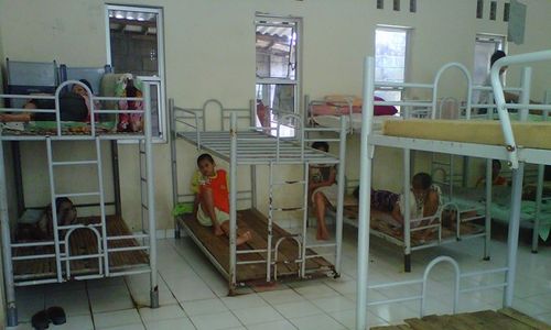  PUSAT REHABILITASI MENTAL SINAI : Pasien Gangguan Mental Dibina Hingga Sembuh...