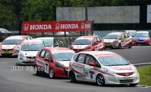 HONDA JAZZ ADU CEPAT